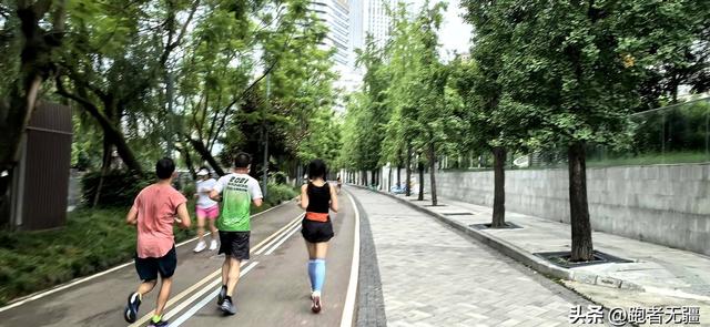 跑了16年才悟透的跑步哲学：跑得快是本事，跑得快乐是本质！