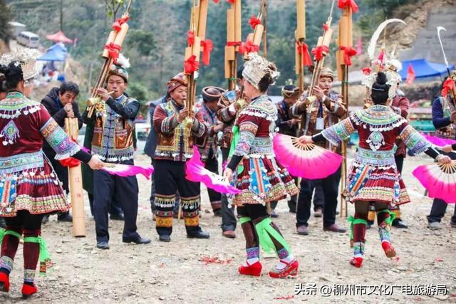 耳朵听芦笙battle，鼻子追烤羊香！这是专属秋日融安的神仙日子！