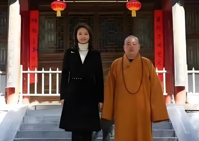 丈夫入狱、男友死缓，离开央视又被释永信牵连，她还能翻身吗？