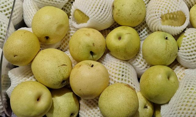 秋天买水果，聪明人都买这6种！润肺降燥正当季，营养好吃还不贵