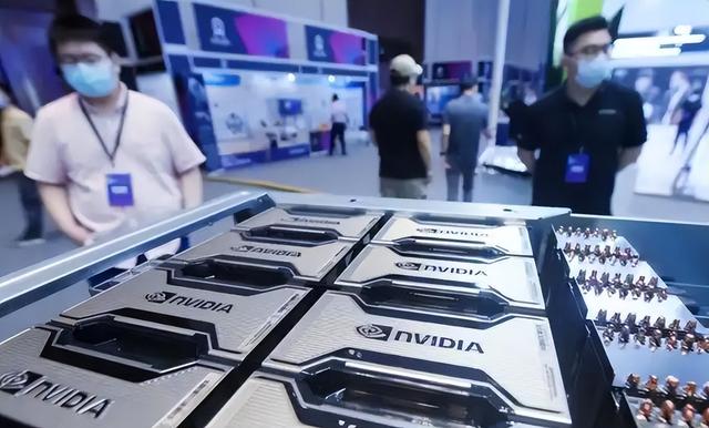 中美协议终于落地，背后三大意味剑指脱钩，中美贸易战进入新阶段