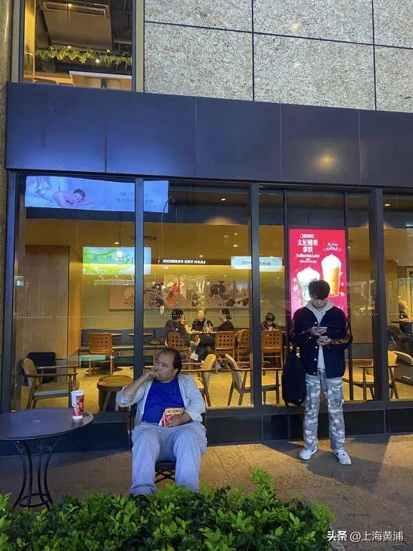 “我去三马路吃个饭”！这句只有上海人懂的“暗号”藏着多少烟火气丨边拍边画