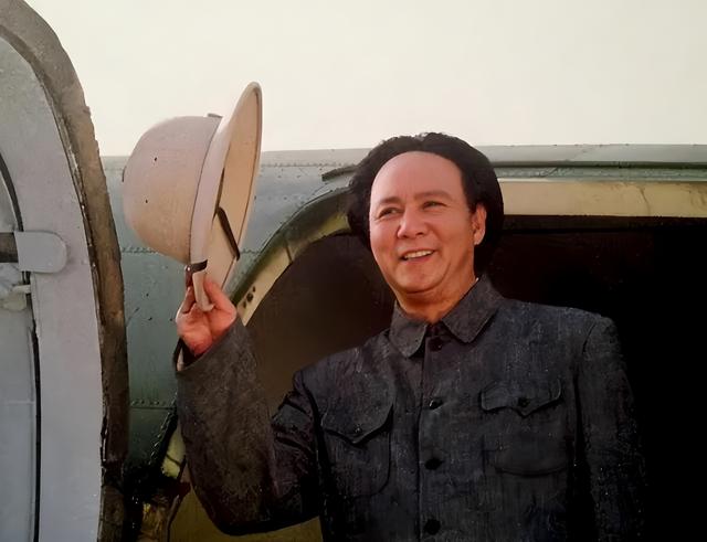 主席形象后继有人，于和伟已接班唐国强，和古月比你更喜欢哪一个