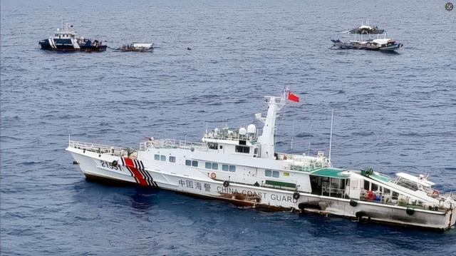 刚设保护区，黄岩岛就爆发冲突，大批军机拦截，董军接到美方电话