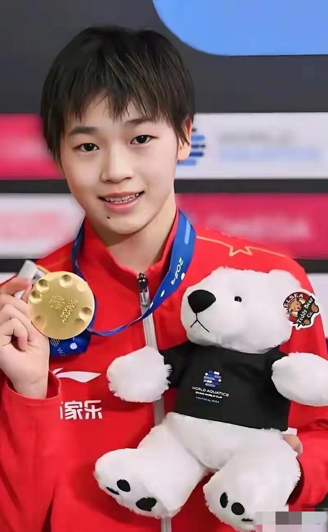 《从大衣哥到全红婵：谁把冠军的家，变成了“透明牢笼”？》