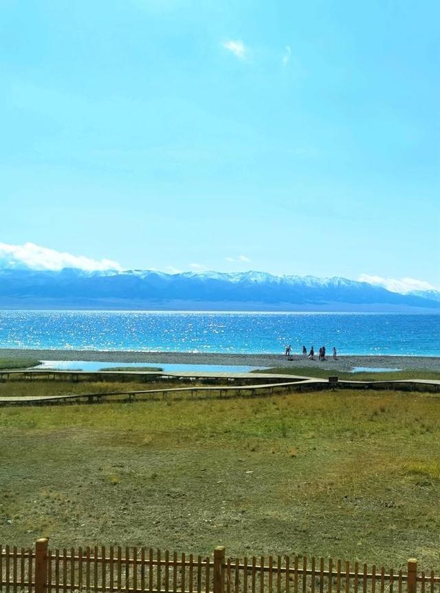 游新疆净海赛里木湖