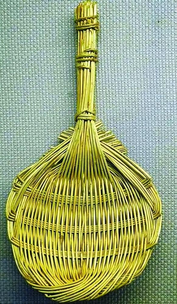 姚江边的那棵柳树