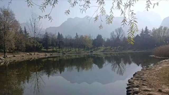 武可峰：日湖冬景