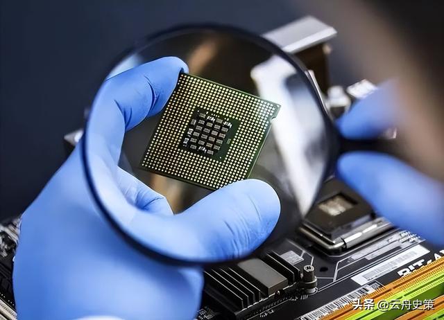 新加坡总统公开警告中国：要想世界和平，中国得放弃一样东西