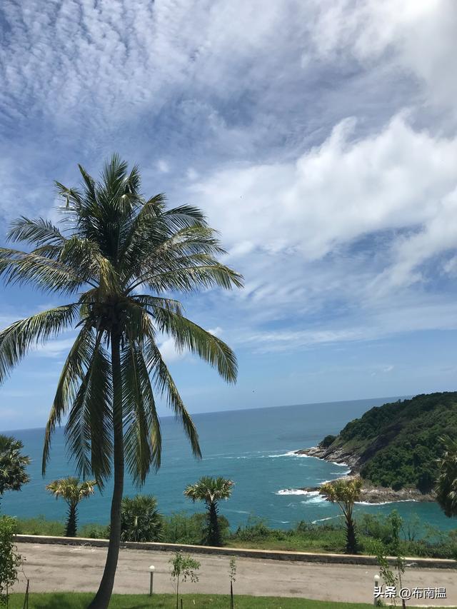 带着些许惆怅和期待离开海岛向山里进发