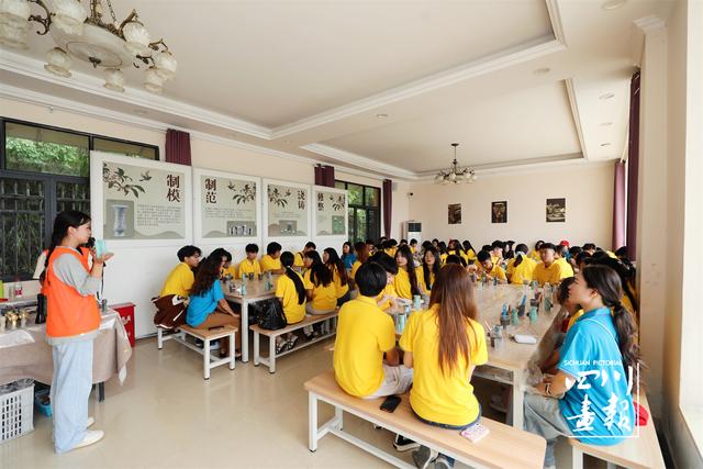 寻根中华·行走天府 | 学中医智慧、探古蜀文明、品川菜百味...... 来看周边国家华裔青少年如何“寻根”四川？