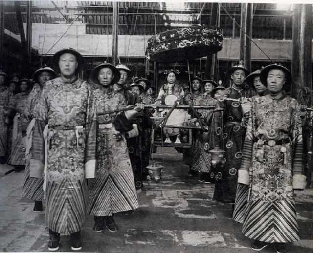 清朝时期，太监真的有净身不彻底的吗？一名宫女道出了其中真相！