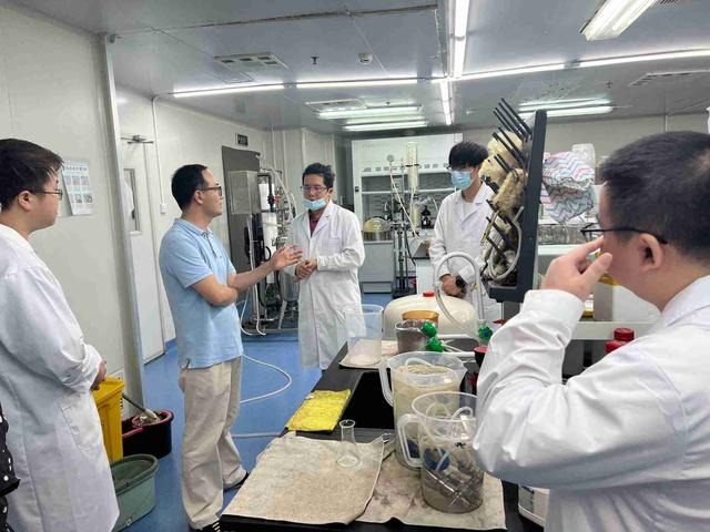 AI+生物智造：他们用29天完成同行数年的未竟之路