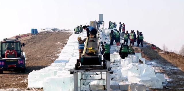 热雪沸腾 相约吉林｜采冰开建！第三届太平池冰雪美食禧乐汇强势回归！