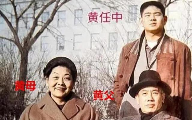 100多位情妇，包养费上亿元，9女同床却落得个凄凉下场、人财两空