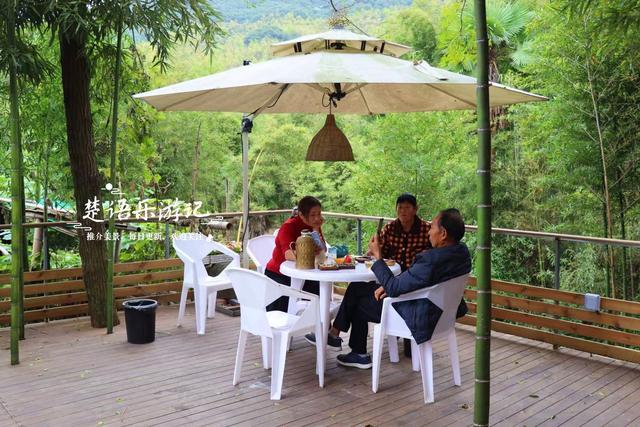 宁波奉化这个山岙藏着3家美宿，个个都很有艺术氛围，适合休闲游