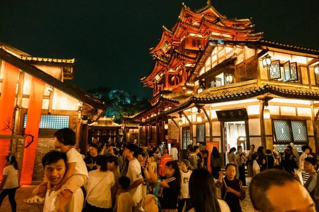 万里长江第一城，何处最“宜宾”？501的答案藏着千年烟火与团圆味