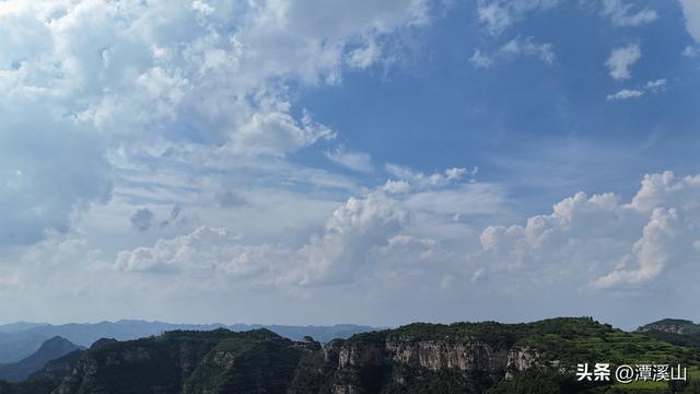 如临仙境！当淄博潭溪山邂逅丁达尔效应