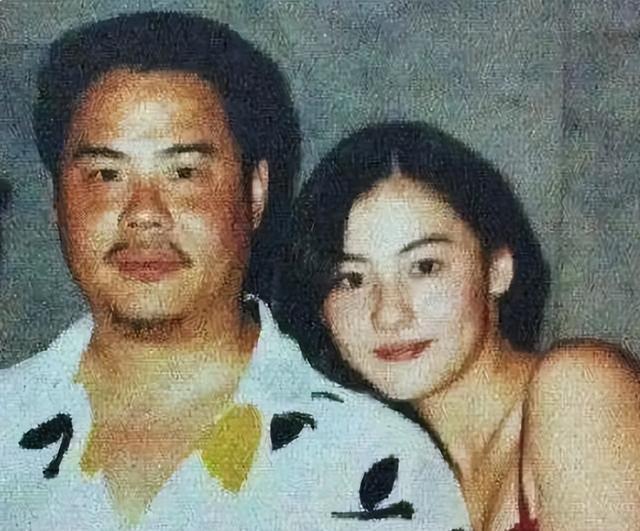 谢霆锋没想到，已备好寿衣和遗照的张柏芝，揭开了王菲仅剩的体面