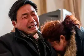 各地出现“洗房”事件，很多人已经人财两空，有孩子的父母害怕了图片
