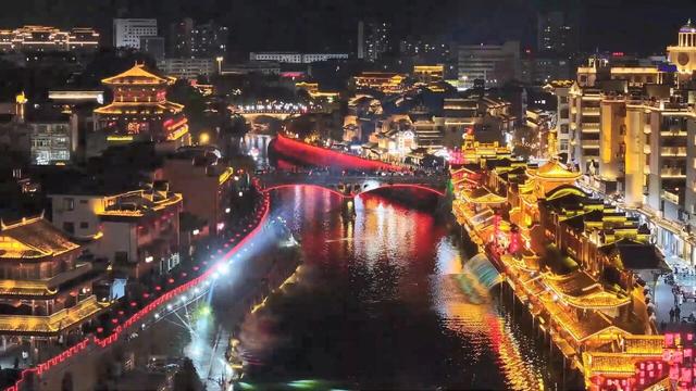 长汀：精心筹备迎“双节” 千年古城焕新颜