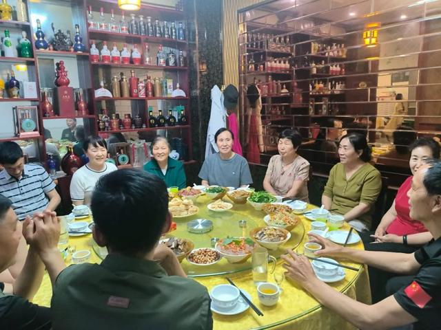 杨建民：相聚西峡 战友情深（三）