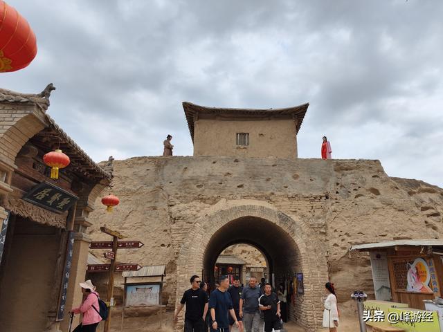 镇北堡西部影城，现场重温大话西游中的经典场景