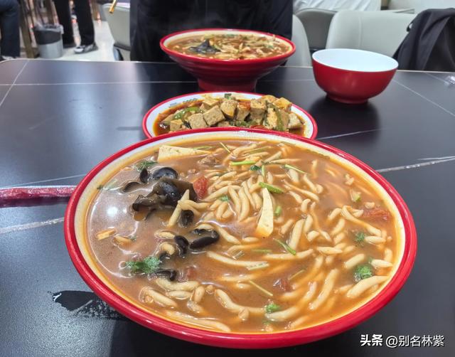 不报团，一个人在甘肃玩了13天，总花费4930元，我都去了哪些景点
