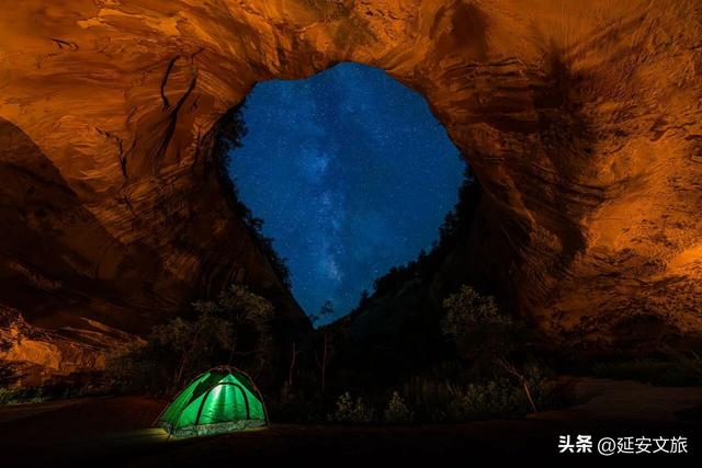厉害了！甘泉大峡谷二次斩获《中国国家地理》青睐，峡谷与星空的组合绝了！