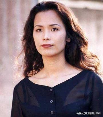 62岁韦唯现状：脊柱断裂已恢复，前夫已死，两个混血儿子回国相伴