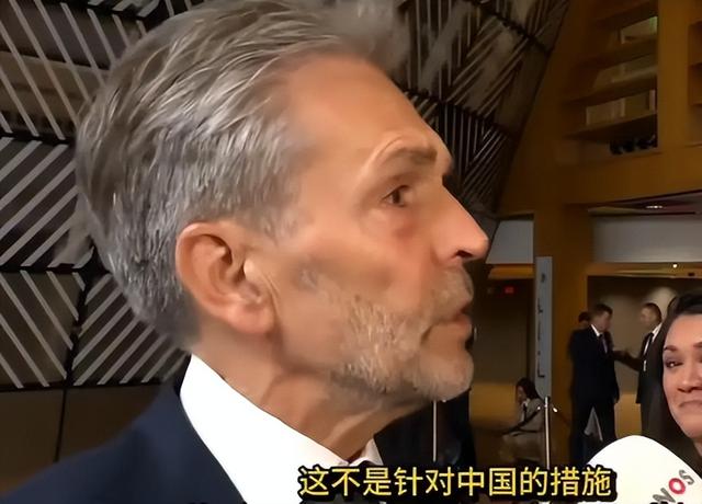 荷兰傻眼了！刚跟着美国卡中国光刻机，转头就被卖了