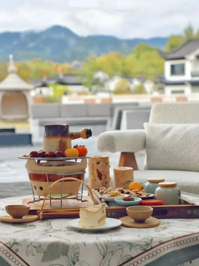 此心安处是黄山｜一位跑者的35场马拉松后，在徽州找到精神归乡 | 皖美冬日 | 第十五届安徽国际文化旅游节