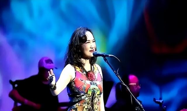 原来早已不是中国籍？事业巅峰远赴美国。被老外“玩腻”晚年回国