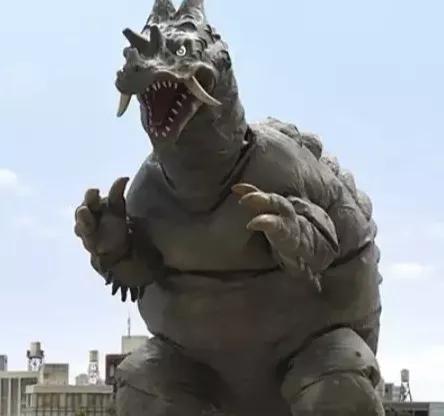 初代奥特曼佐菲和新奥特曼利匹亚佐菲