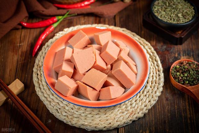 直肠癌大户被发现，是油炸食品的10倍！医生：经常吃，肠道扛不住