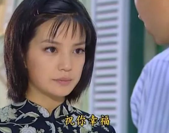 突传3个坏消息才仨月，赵薇近况曝光，一点不意外，黄晓明说得对