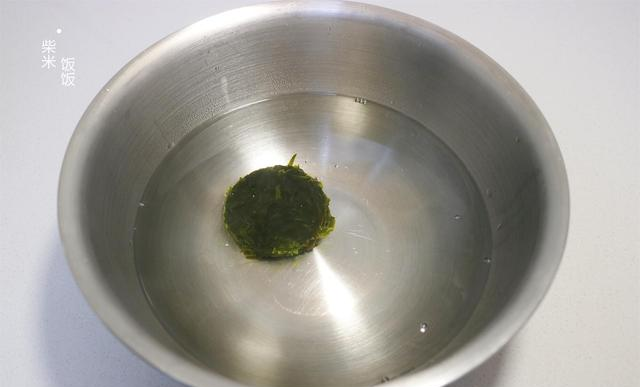 最简单的家常菜	，一煮一拌就上桌，开胃解腻，实惠又好吃