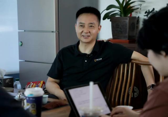 如何帮孩子立足于AI时代？这群父母找到了答案