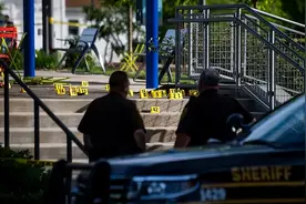 加拿大大范围砍航班!30人死伤 枪击连发!华人枫叶卡无端遭取消图片