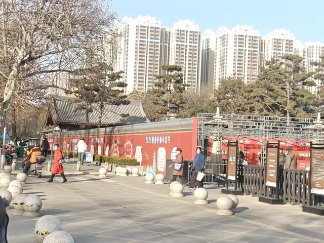 当皇家园林沦为年货大集，兴庆宫的风雅何处寻？