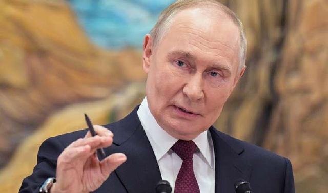 中方收到入群邀请函	，特朗普也翻脸了：关税加到200%！受害者出现