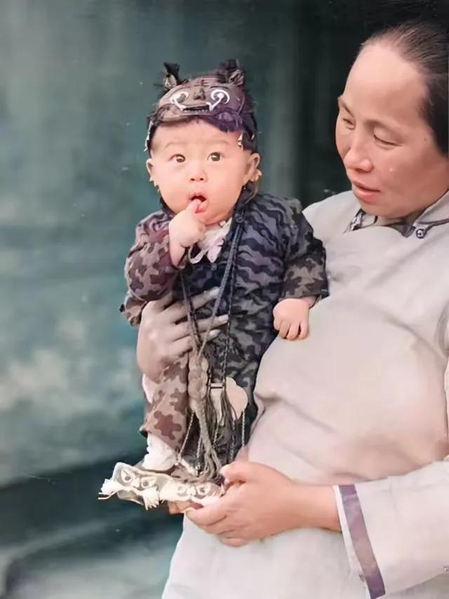 1923年，一名瑞典人来到中国，拍到了完整的北京城墙！太壮观了