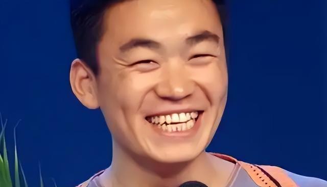 王宝强儿子已长大，是谁的亲儿子一目了然，观众：太像了