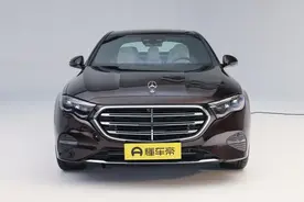 12月14日正式上市，全新奔驰E级外观及内饰大改，配8295芯片图片
