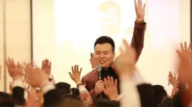 判了，无期！敛财3.8亿，伪装了7年的励志网红，最终还是露馅了