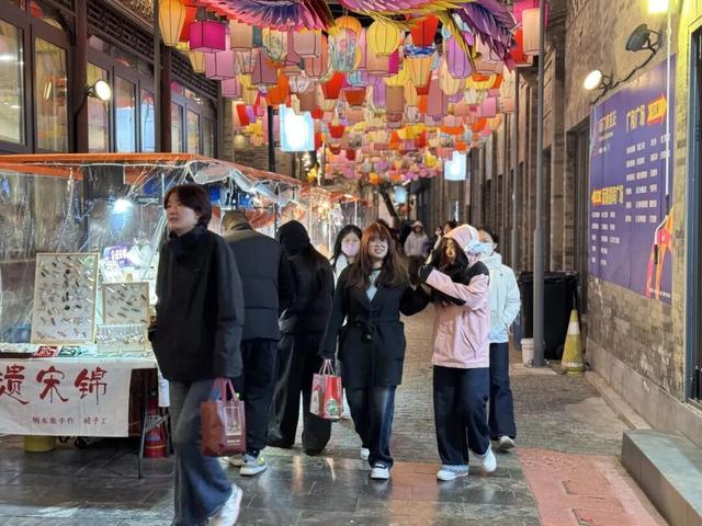 雪落下，夜未央！夜京城如何“火力全开”？