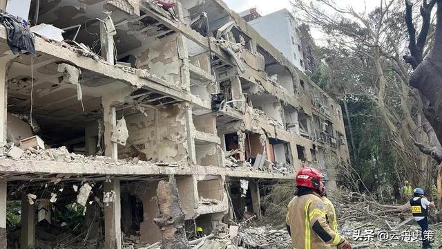 伊朗导弹损坏大量以色列建筑，中国开发商想去重建，工人为钱留下