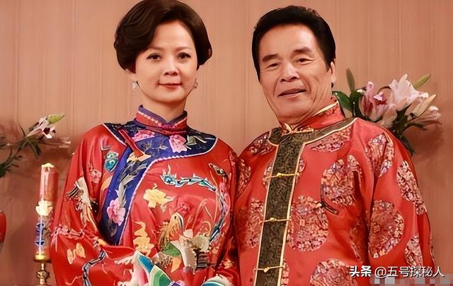 “6个老婆”同住一屋，每人每月7万零花钱，71岁还娶第七房小娇妻