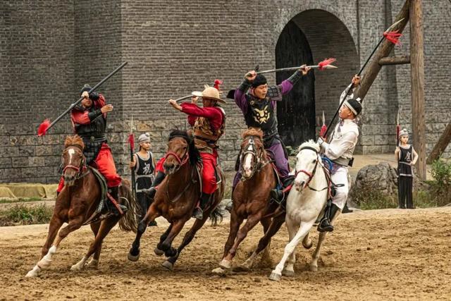 怎么一提万岁山武侠城，就“哇”声一片