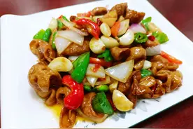 哥哥请吃饭，一共点了8道菜，网友:这真是宠妹妹的好哥哥图片